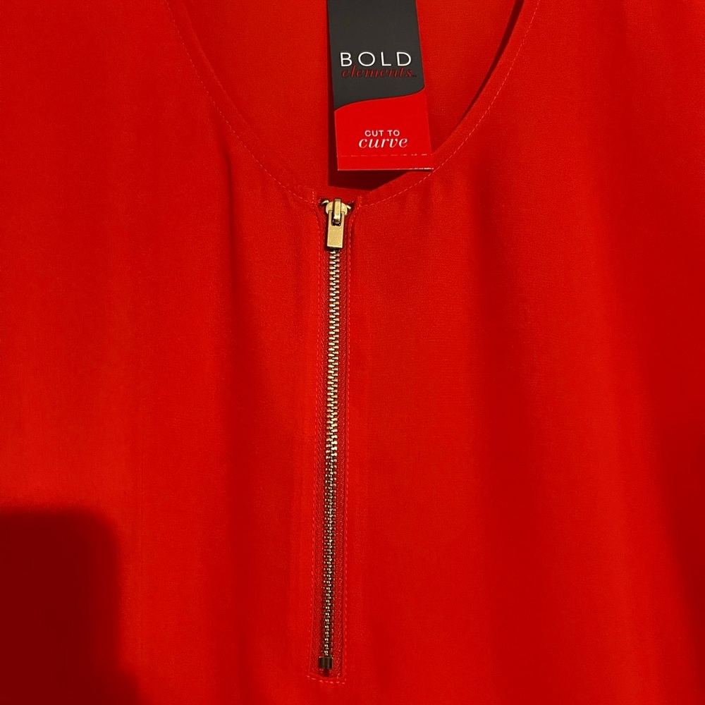 BOLD Elements Red Women's Top with Gold Zipper Size L - Picture 3 of 7